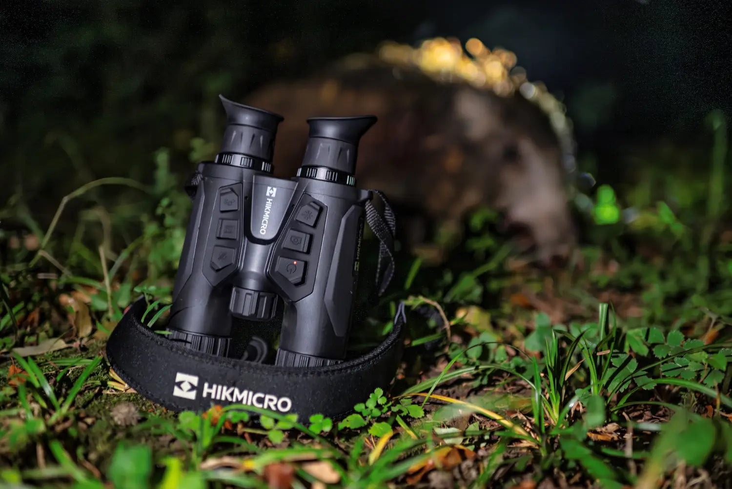 Wärmebildfernglas Habrok von HIKMICRO