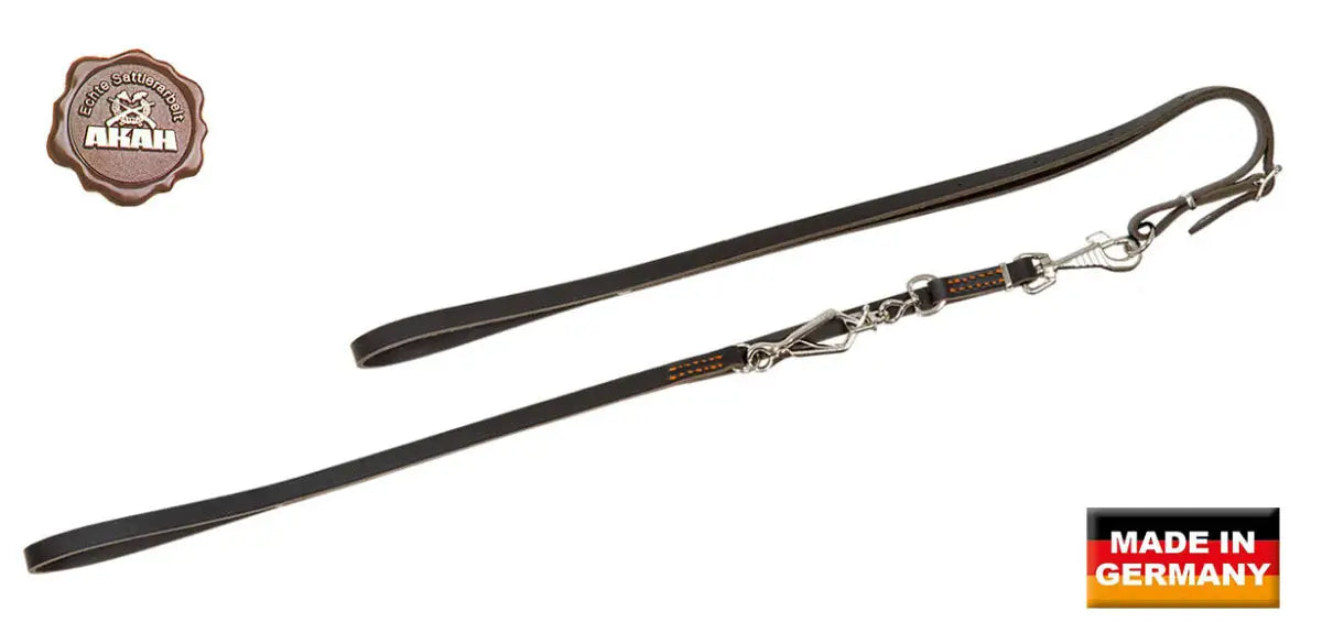 Es handelt sich hier um AKAH Spezial-Umhängeleine aus Sattelleder für die Jagd.