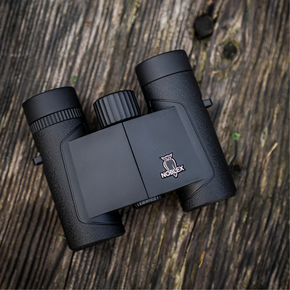 Fernglas NOBLEX® NF inception 10x25 für die Jagd.