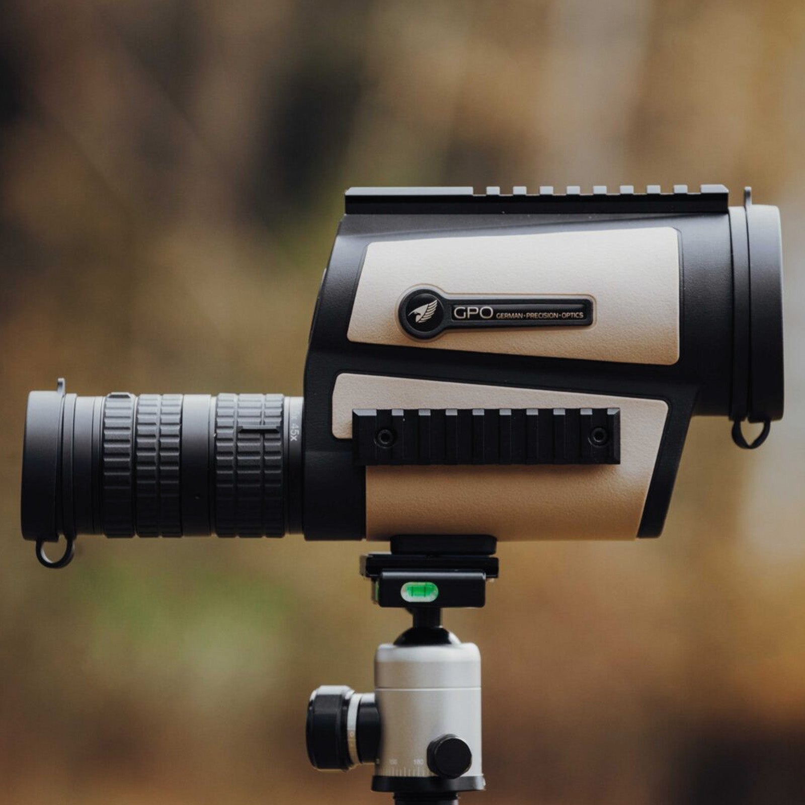 GPO TAC Spotter 15-45x60 für die Jagd.