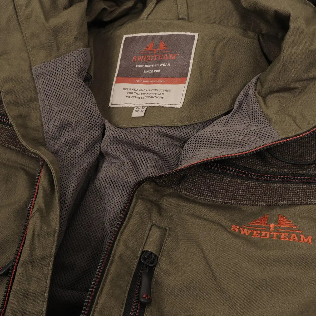 Es handelt sich hier um Herren Jagdjacke Lynx Antibite Hunting Green Swedteam für die Jagd.