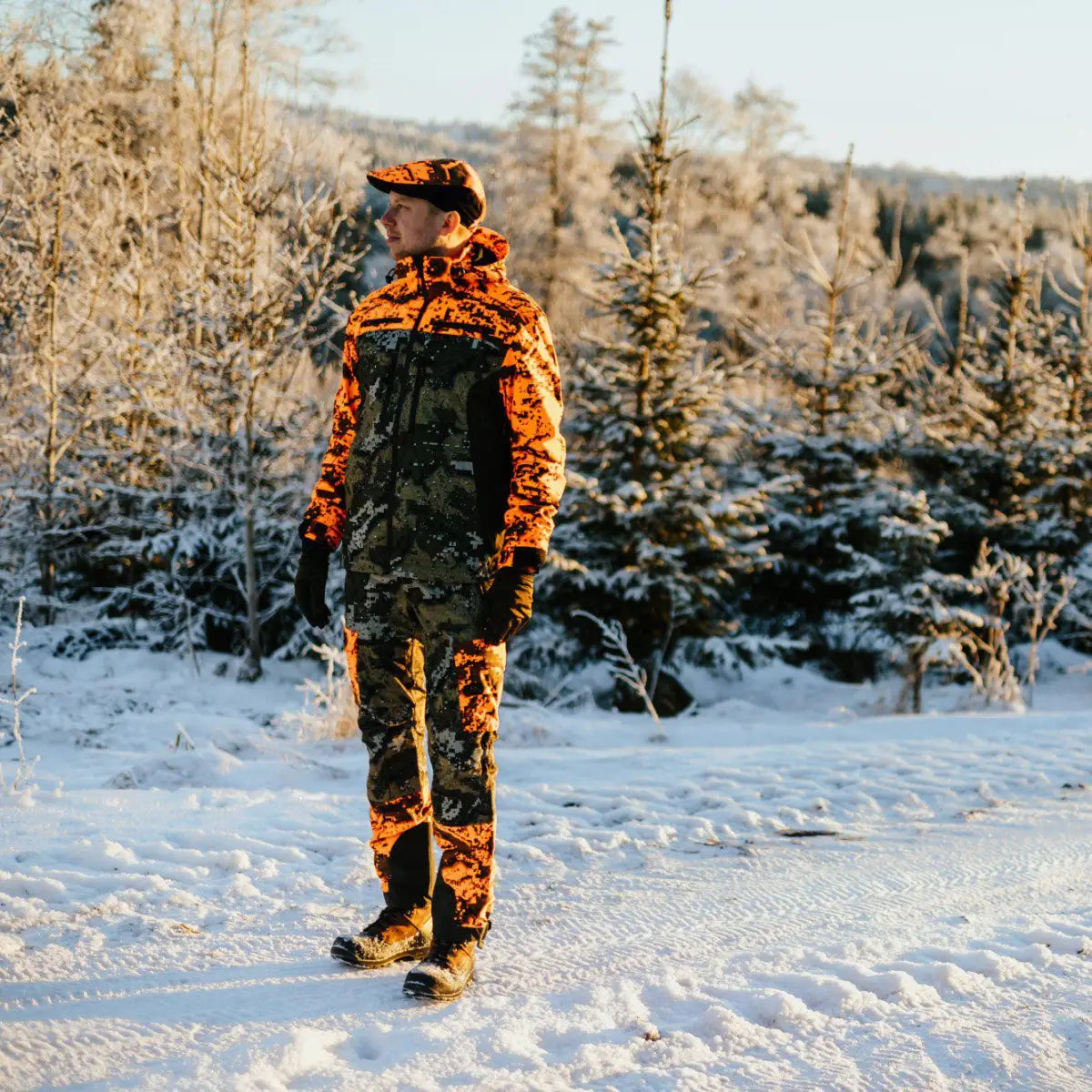 Es handelt sich hier um Herren Jagdjacke Ridge Pro 2 Desolve Fire/Veil Swedteam für die Jagd.