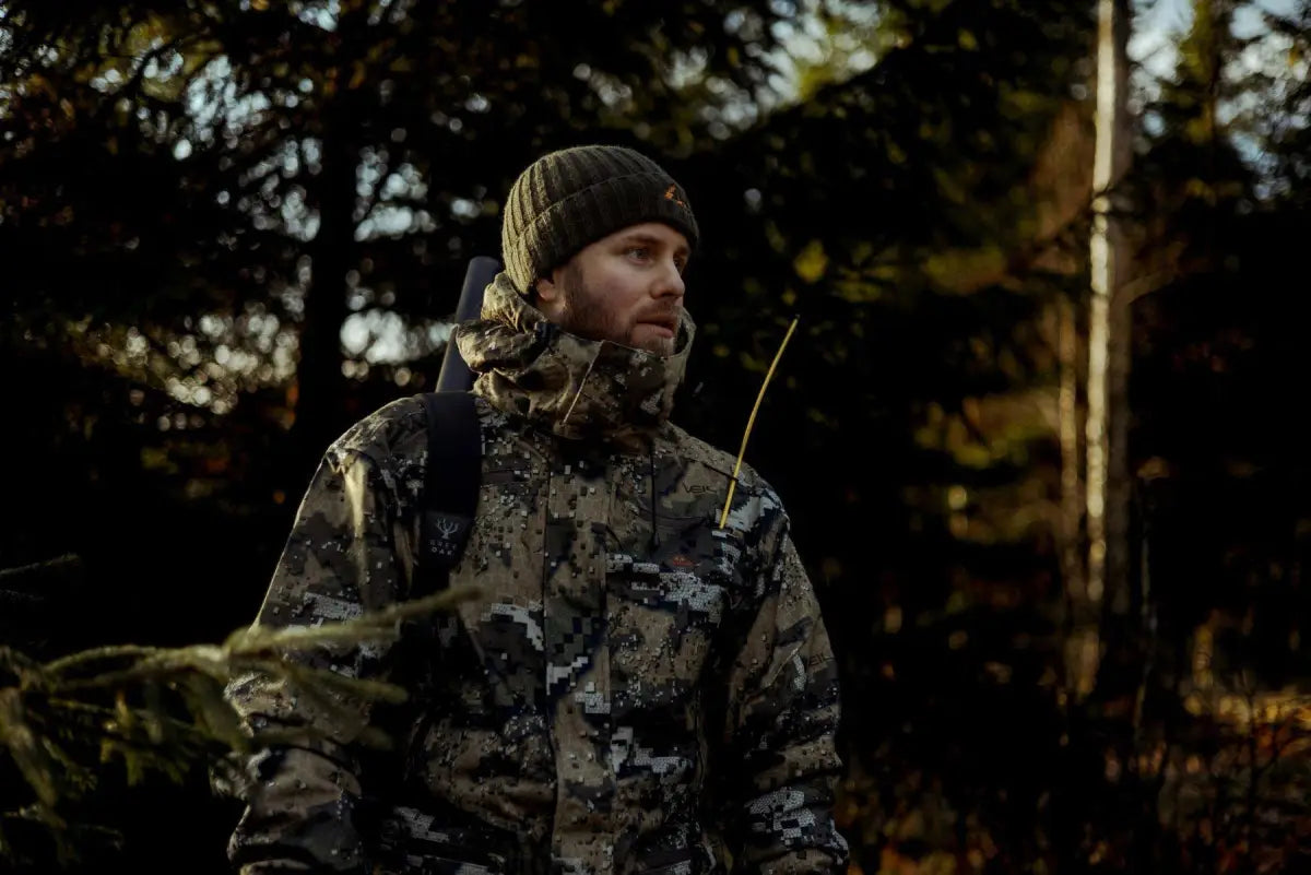 Es handelt sich hier um Herren Jagdjacke Ridge Thermo Classic Desolve Veil Swedteam für die Jagd.