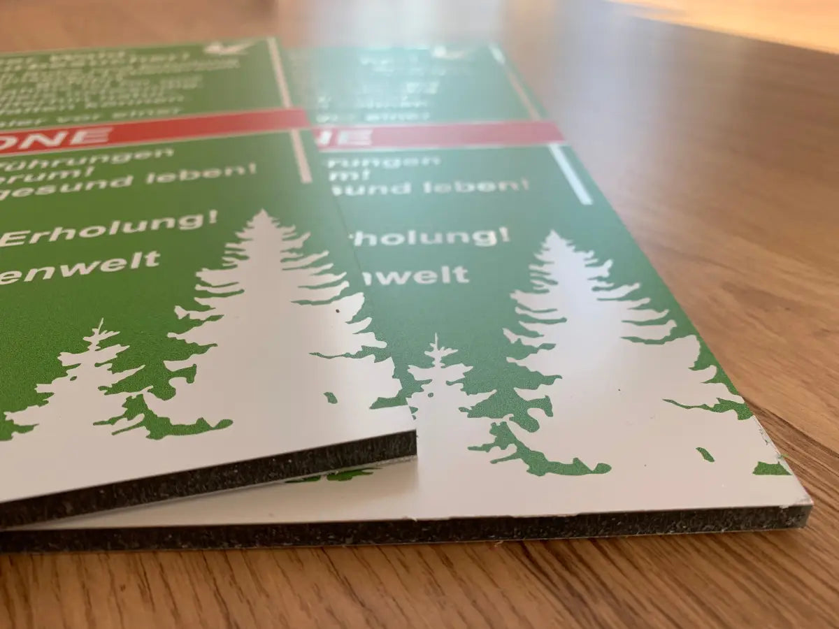 Es handelt sich hier um Schild „Ruhezone“ - mit Standard QR-Code (6mm) für die Jagd.