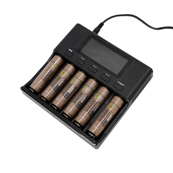 Akku-Ladegerät SEISSIGER für SEISSIGER Wildkameras für die Jagd.