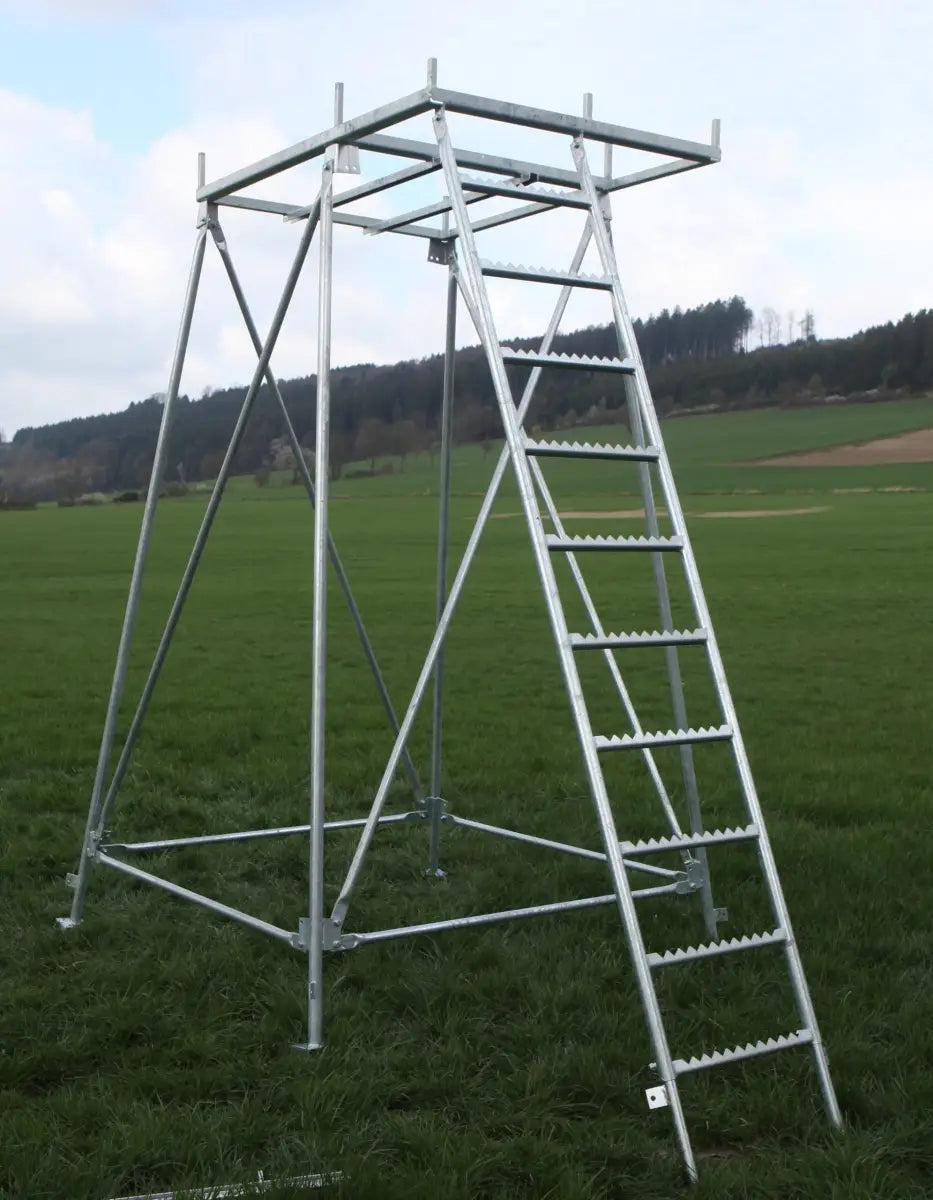 Es handelt sich hier um Stahlunterbau für Kanzel 5 Meter für die Jagd.