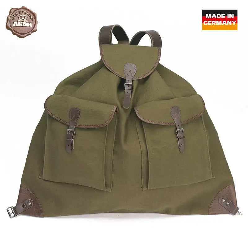 Es handelt sich hier um AKAH Canvas Rucksack 55x65cm für die Jagd.