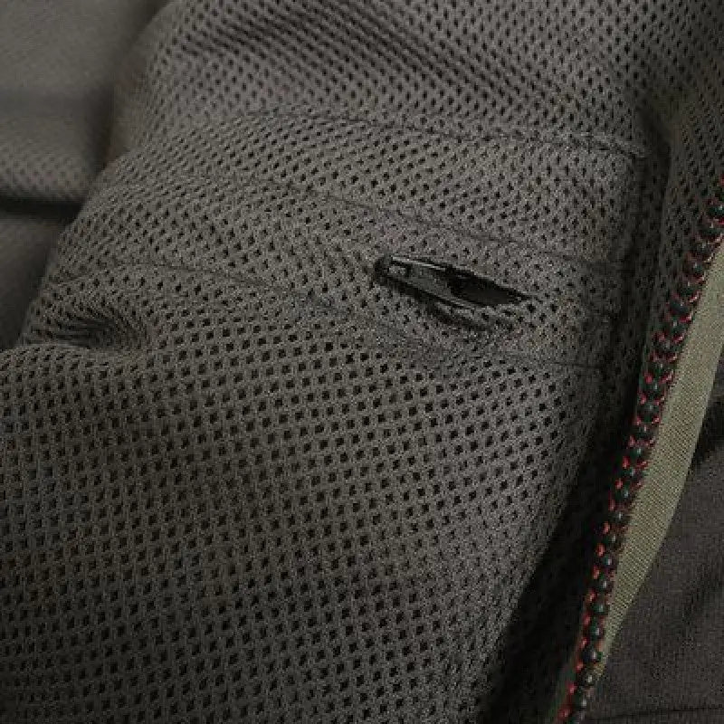 Es handelt sich hier um Damen Jagdjacke Lynx Antibite Hunting Green Swedteam für die Jagd.