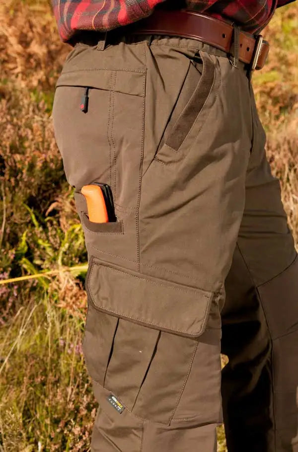 Es handelt sich hier um Hosehose Cordura einfarbig SHOOTERKING für die Jagd.
