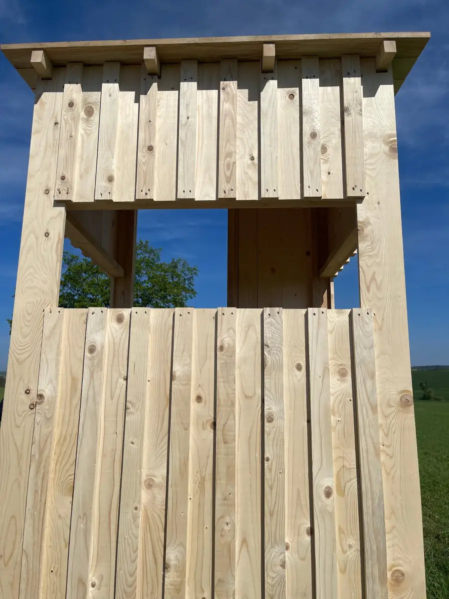 Hochsitz aus Fichte und Lärche - Jagdkanzel OUTLANDER