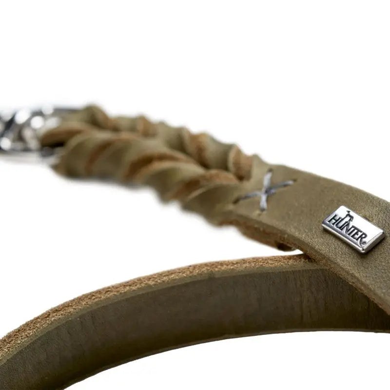 Es handelt sich hier um Hunter Verstellbare Führleine Softvollrindleder/Olivgrün für die Jagd.