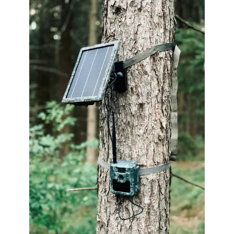 Es handelt sich hier um ICU Sun Solarpanel 5,4W für die Jagd.