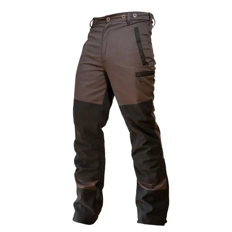 Es handelt sich hier um Kruedener Damen Keilerschutzhose Braun für die Jagd.