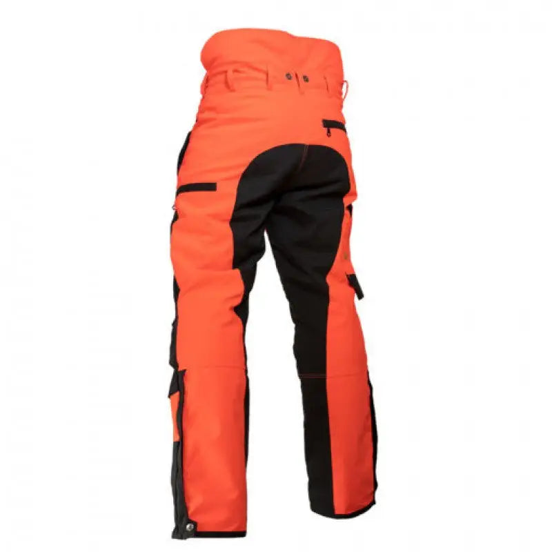 Es handelt sich hier um Kruedener Herren Keilerschutzhose Warnrot für die Jagd.