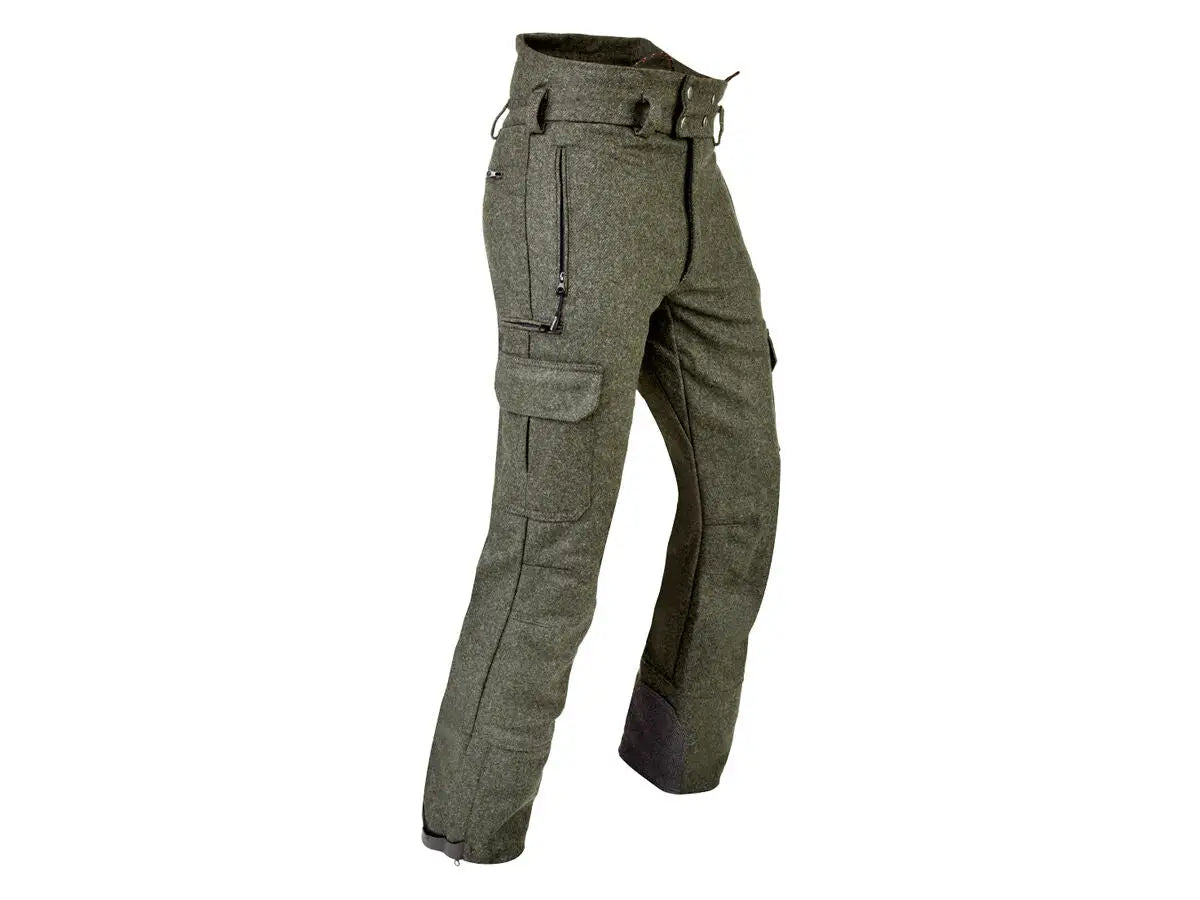Es handelt sich hier um Lodenhose von Pfanner für die Jagd.