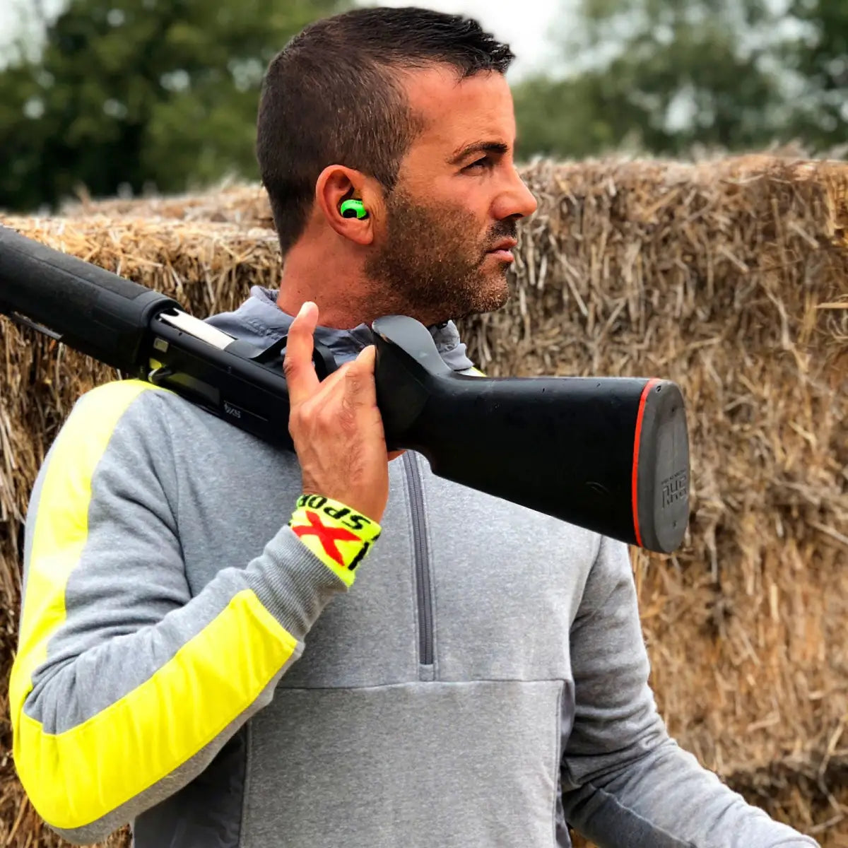 Es handelt sich hier um 3M™ Peltor™ EEP-100 EU Gehörschutzstöpsel grün für die Jagd.