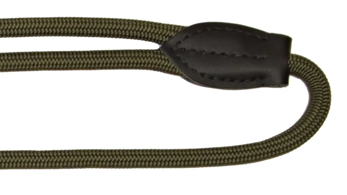 Es handelt sich hier um AKAH Umhängeleine Landlord für die Jagd.