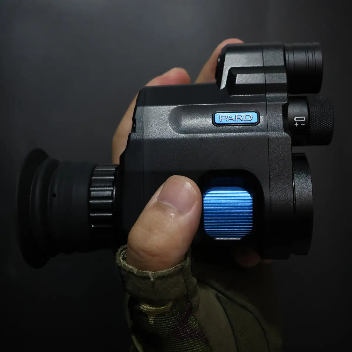 PARD NV007V2 Digitales Nachtsicht-Aufsatzgerät für die Jagd.
