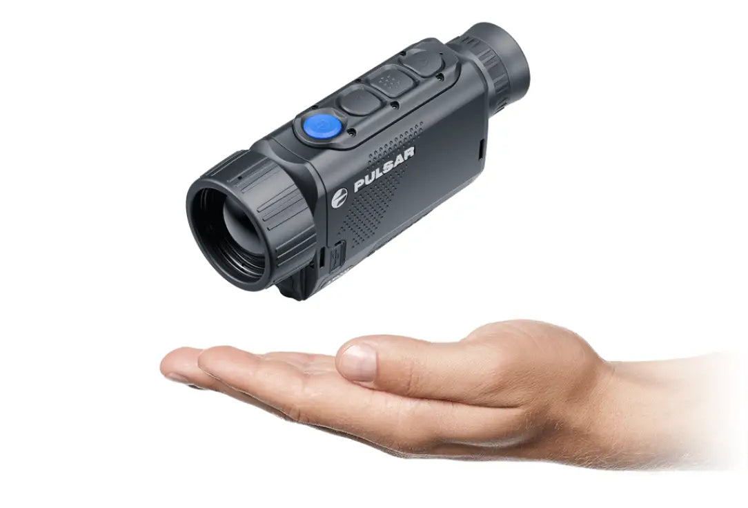 Es handelt sich hier um PULSAR Wärmebildkamera Axion XG30 Compact für die Jagd.