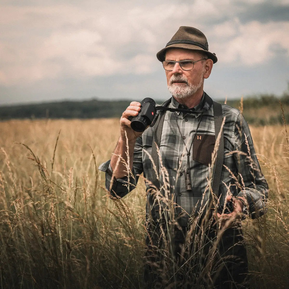 Es handelt sich hier um Wärmebildkamera LEICA Calonox 2 View LRF für die Jagd.