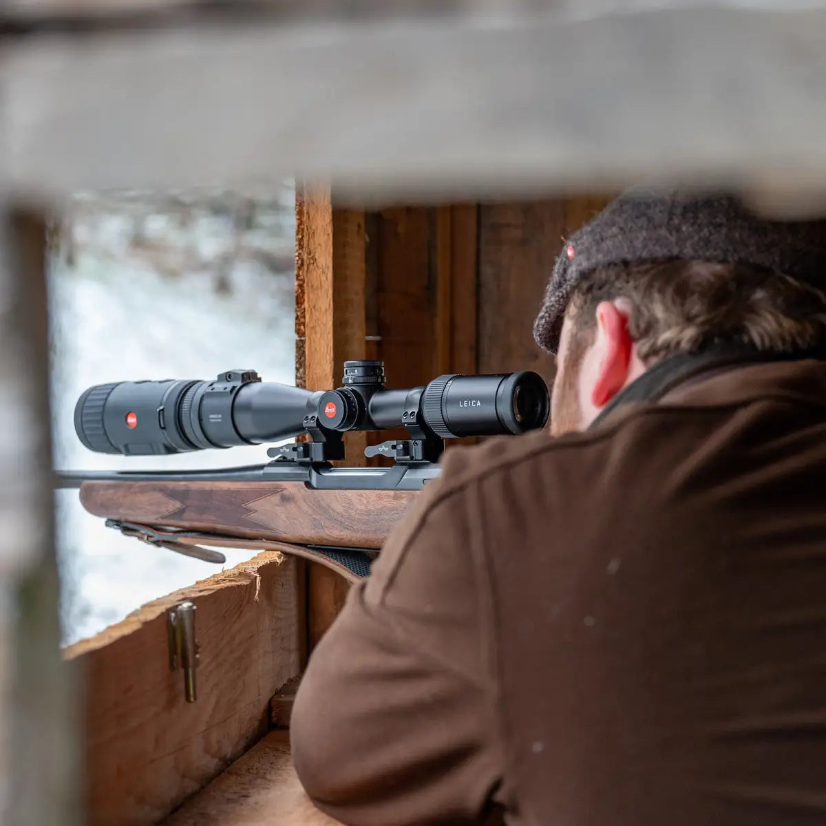 Es handelt sich hier um LEICA Calonox Sight SE Wärmebildkamera für die Jagd.