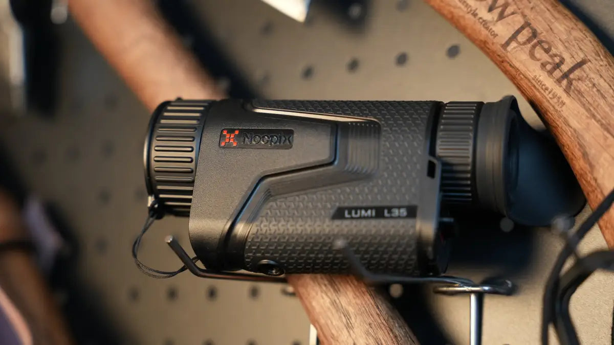 Es handelt sich hier um Wärmebildkamera Nocpix LUMI L35 für die Jagd.