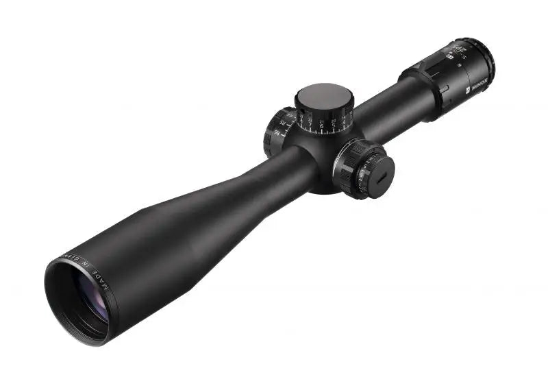 Es handelt sich hier um das MINOX Zielfernrohr PRO ZP5 5-25x56für die Jagd.