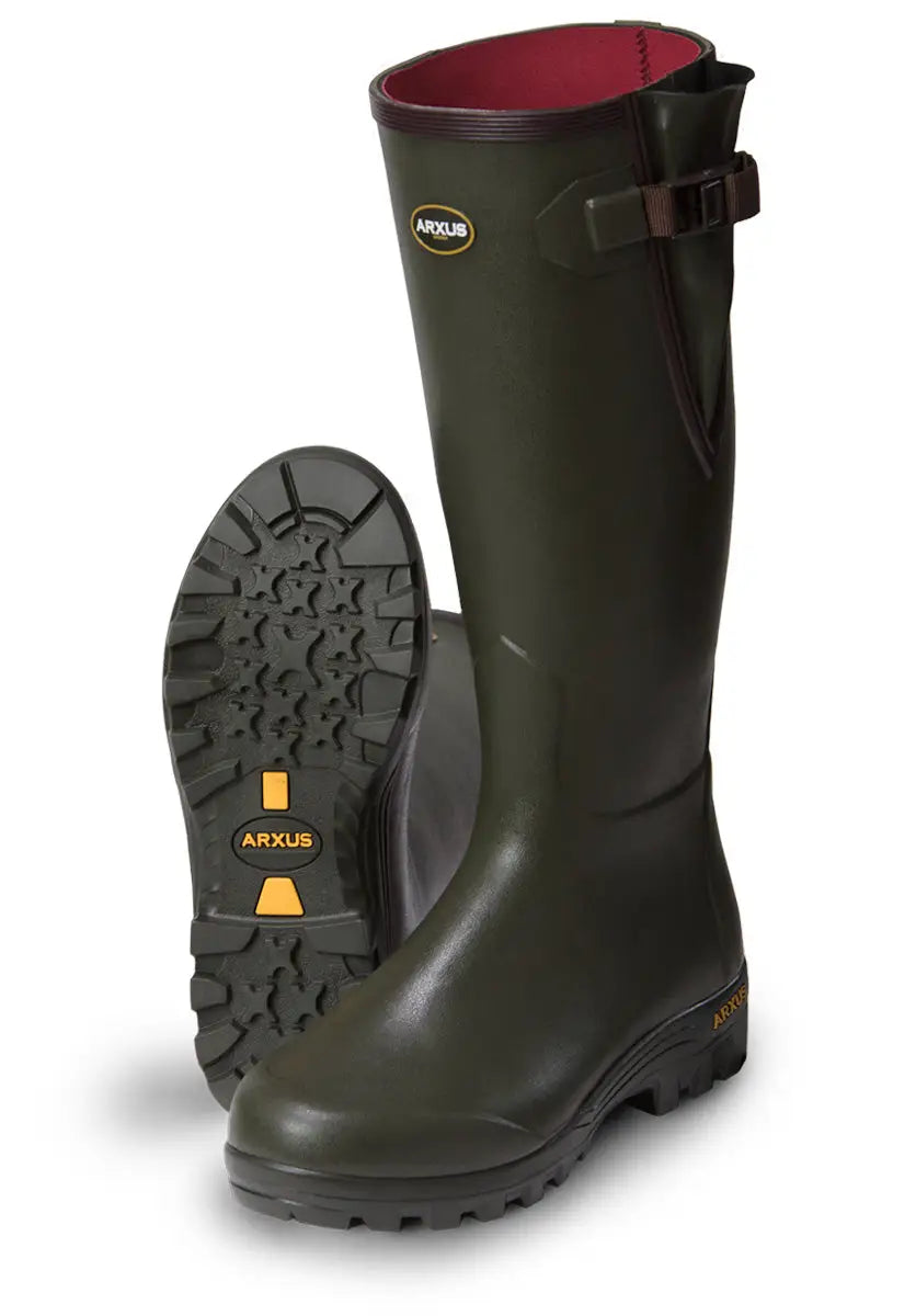 Es handelt sich hier um ARXUS Gummistiefel Pioneer für die Jagd.