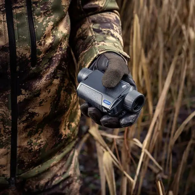 PULSAR Axion XQ30 Pro Wärmebildkamera für die Jagd.