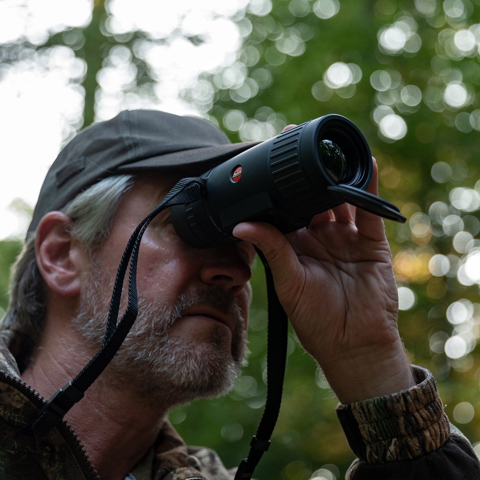 Es handelt sich hier um Wärmebildkamera LEICA Calonox View für die Jagd.
